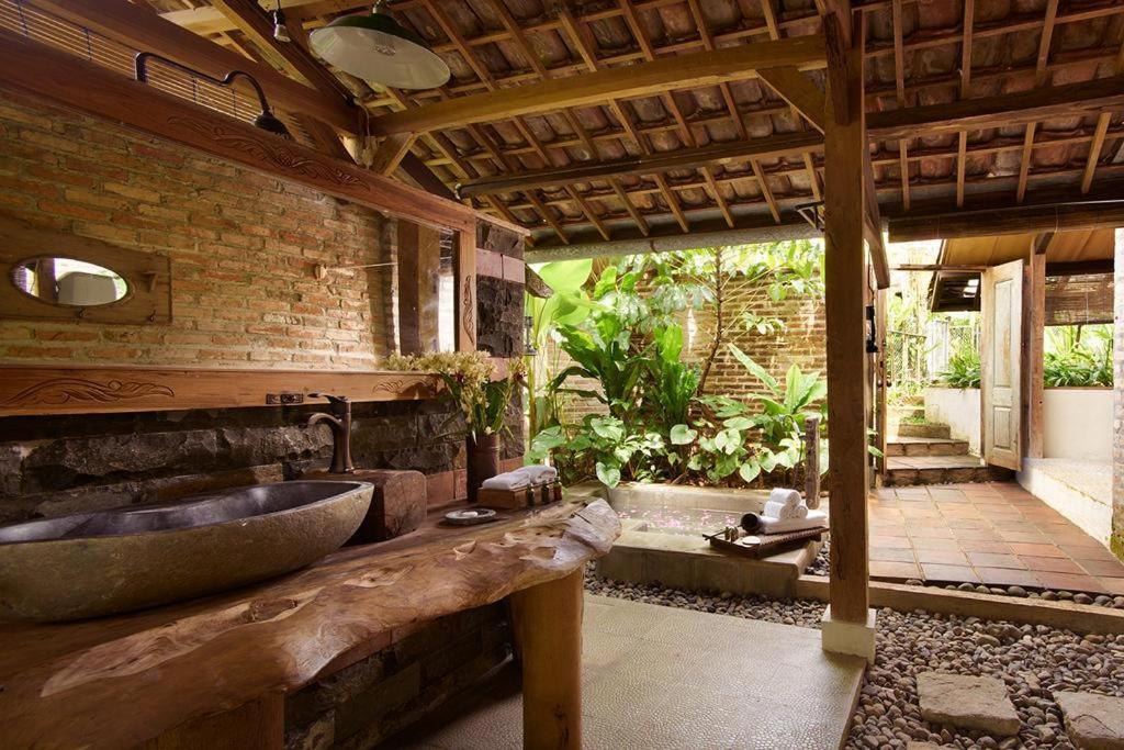 Desa Alamanis 4* Cirebon